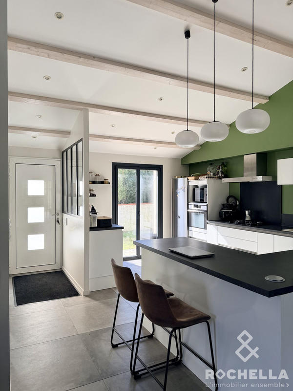 Maison - 183 m² - 7 pièces