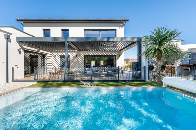 Villa - 250 m² - 7 pièces