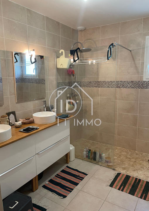 Maison - 139 m² - 6 pièces