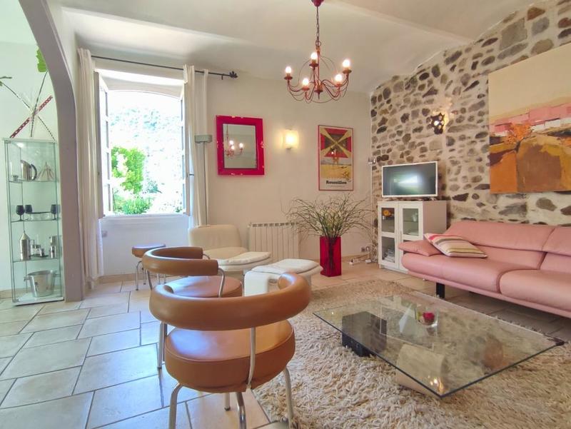 Maison en pierre - 183 m² - 8 pièces
