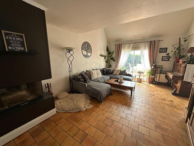 Maison - 145 m² - 8 pièces