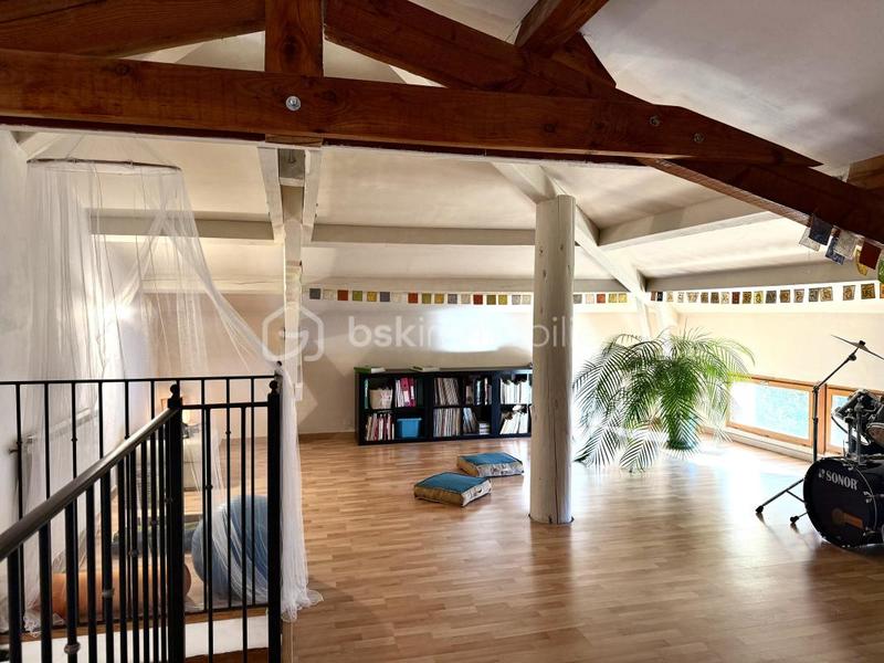 Maison d'architecte - 178 m² - 7 pièces