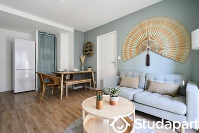 Chambre - 13 m² - 1 pièce