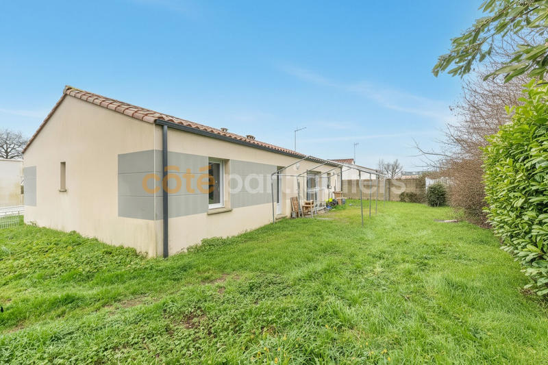 Maison - 90 m² - 4 pièces