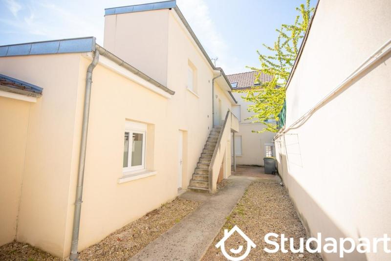 Appartement - 15 m² - 1 pièce