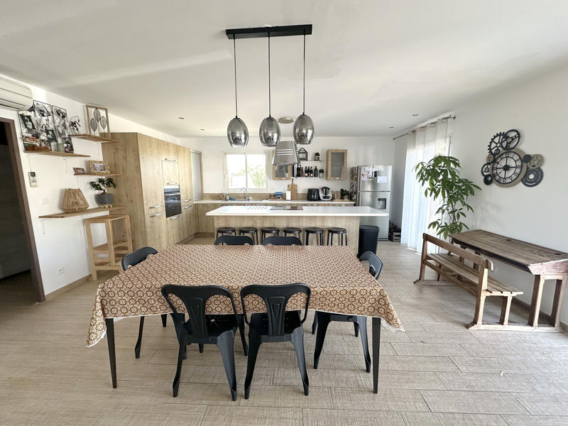 Villa - 124 m² - 4 pièces