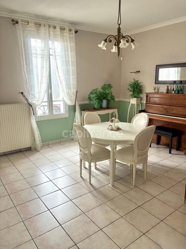 Maison - 128 m² - 6 pièces