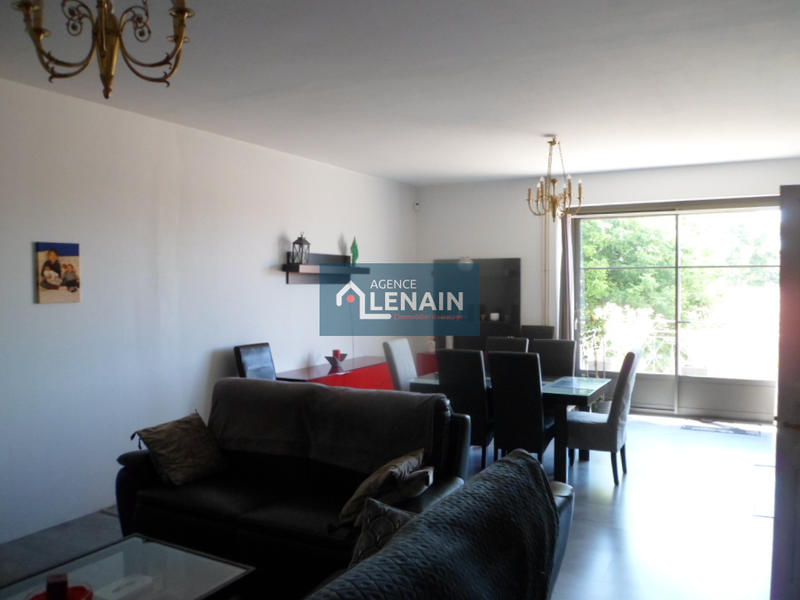 Maison - 239 m² - 7 pièces