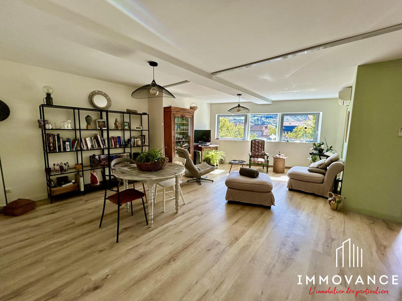 Appartement - 85 m² - 4 pièces