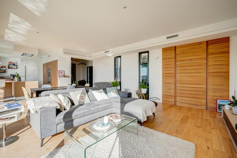 Maison - 156 m² - 5 pièces