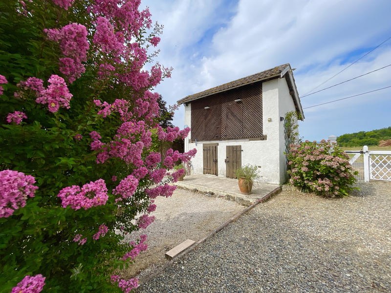 Maison - 210 m² - 9 pièces