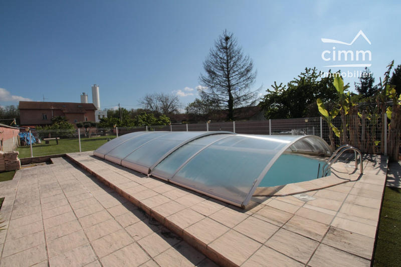 Maison - 209 m² - 8 pièces