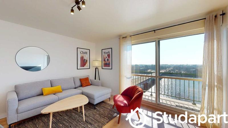 Chambre - 11 m² - 1 pièce