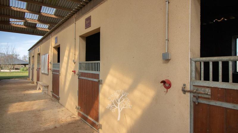 Maison de domaine équestre - 90 m² - 5 pièces