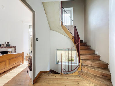 Maison de village - 157 m² - 8 pièces