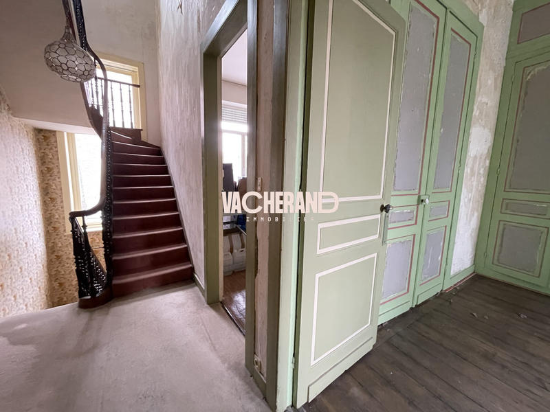 Maison - 140 m² - 7 pièces