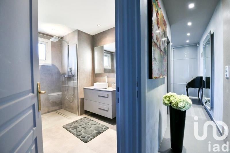 Maison de maîtres - 265 m² - 7 pièces