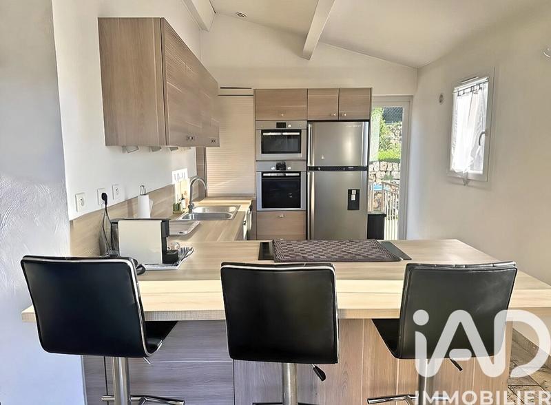 Maison - 147 m² - 6 pièces