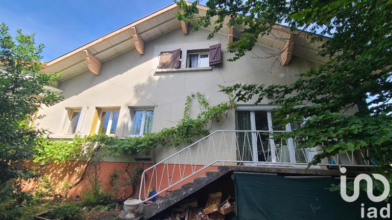 Maison - 184 m² - 7 pièces