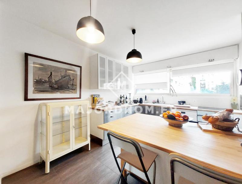 Appartement - 107 m² - 4 pièces