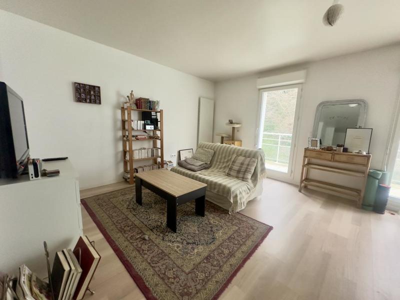 Appartement ancien - 66 m² - 3 pièces