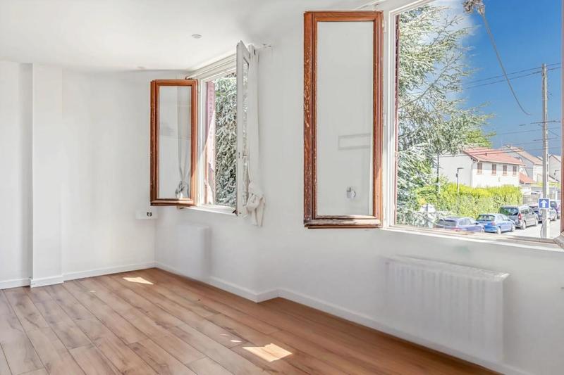 Maison - 83 m² - 4 pièces