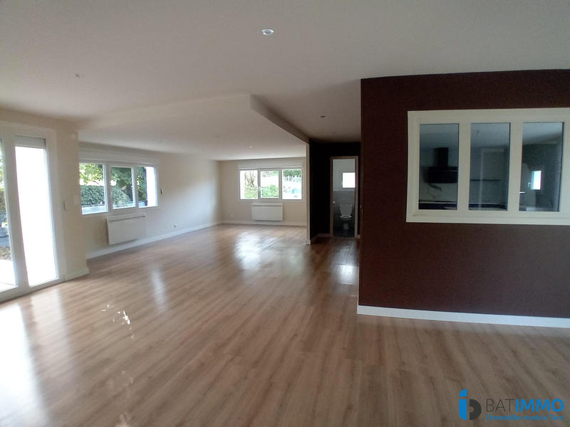 Maison - 185 m² - 6 pièces