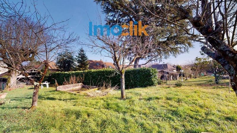 Maison de village - 211 m² - 10 pièces