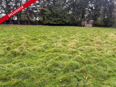 Terrain constructible - 1 200 m²