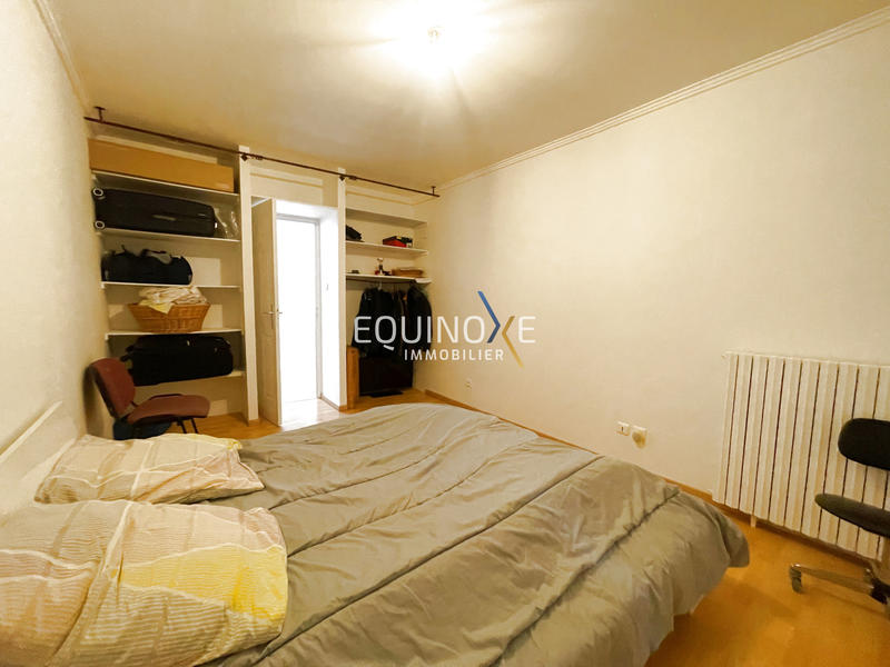 Villa - 188 m² - 9 pièces