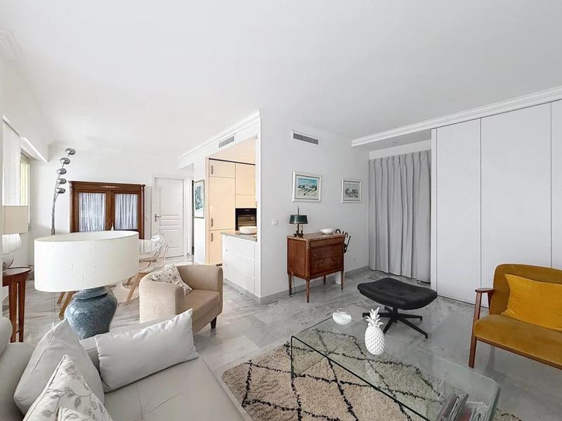 Appartement - 94 m² - 4 pièces