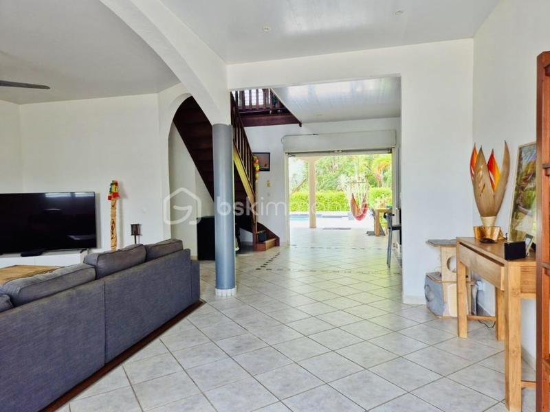 Villa - 200 m² - 4 pièces