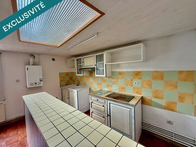 Maison - 90 m² - 4 pièces