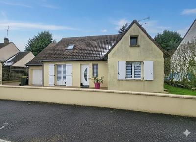 Maison - 122 m² - 4 pièces