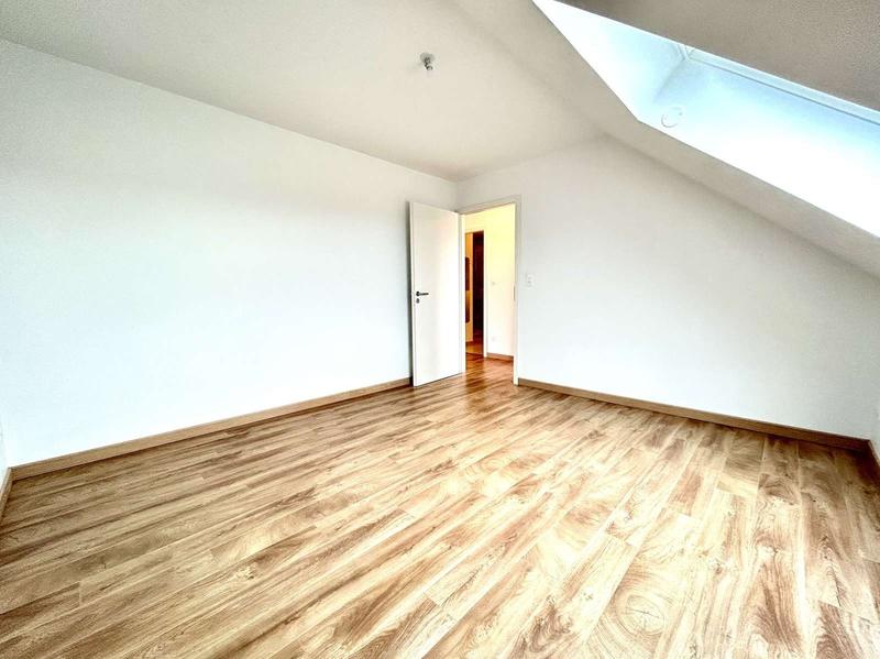 Appartement - 80 m² - 5 pièces