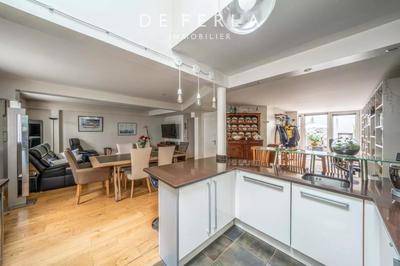 Duplex - 162 m² - 7 pièces