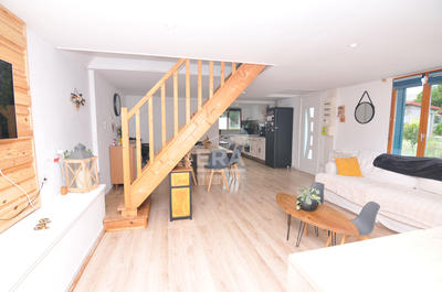 Maison - 95 m² - 4 pièces