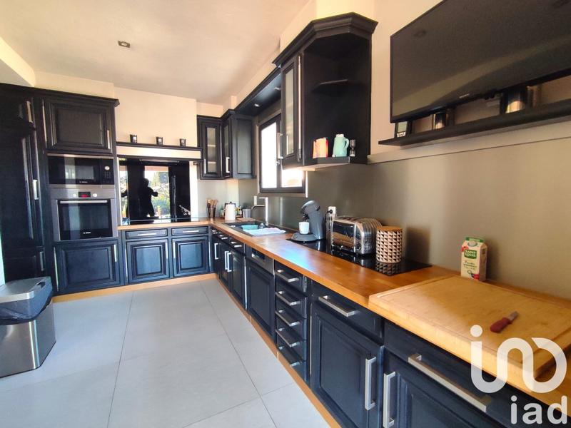 Maison - 167 m² - 7 pièces