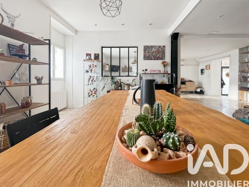 Maison - 160 m² - 5 pièces