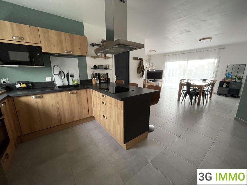 Maison - 86 m² - 4 pièces