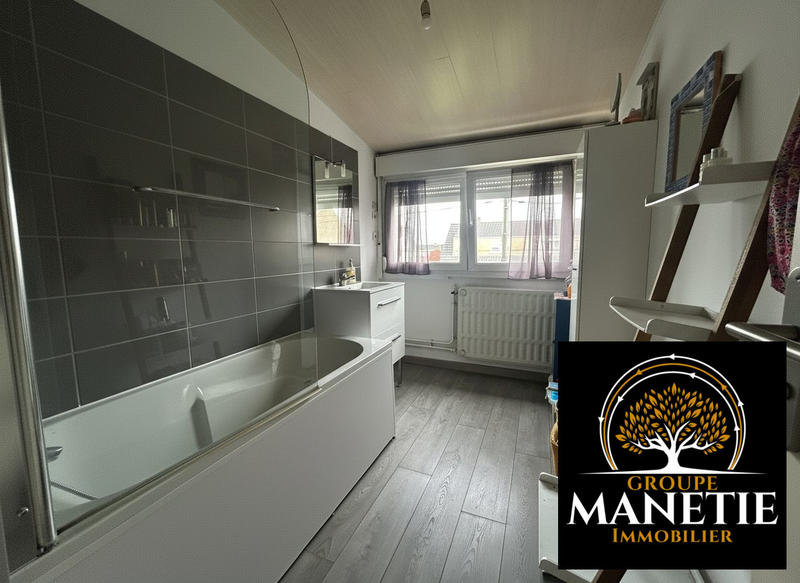 Maison - 80 m² - 6 pièces