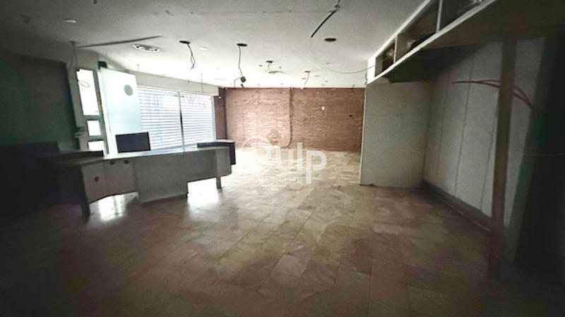 Local commercial - 469 m² - 7 pièces