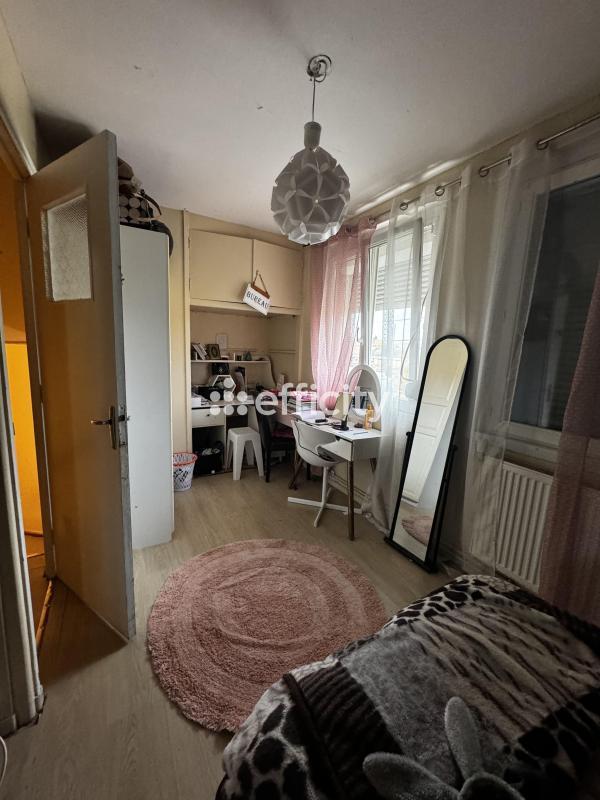 Maison de ville - 87 m² - 5 pièces