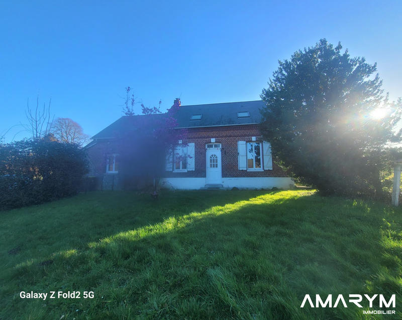 Maison - 95 m² - 9 pièces