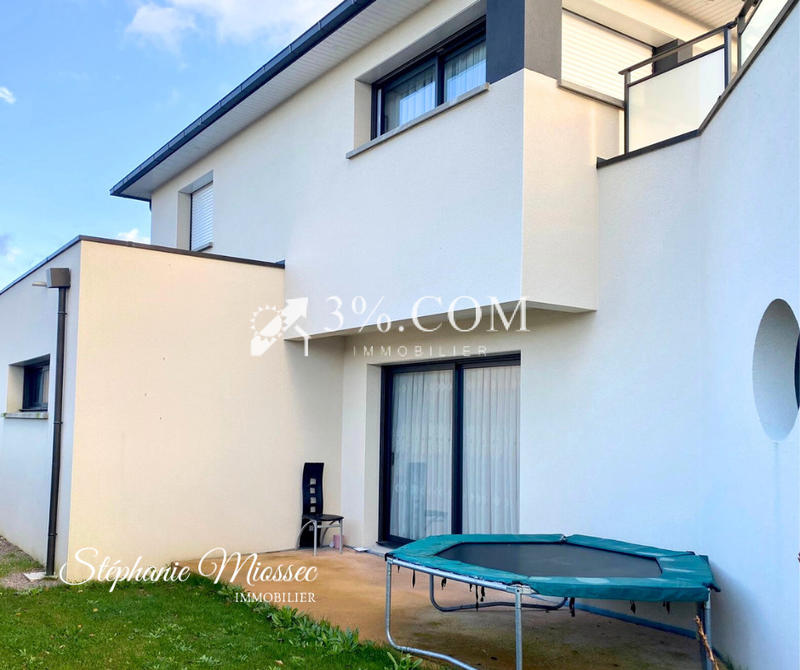 Maison - 180 m² - 7 pièces