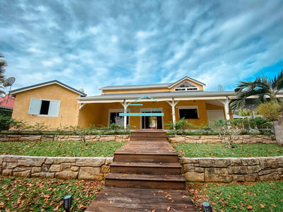 Villa - 168 m² - 5 pièces