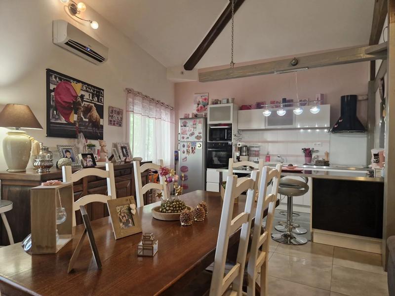 Maison de village - 220 m² - 6 pièces