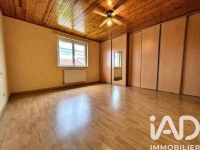 Maison - 237 m² - 6 pièces