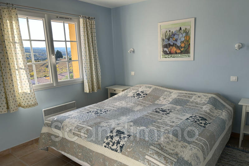 Maison - 190 m² - 5 pièces