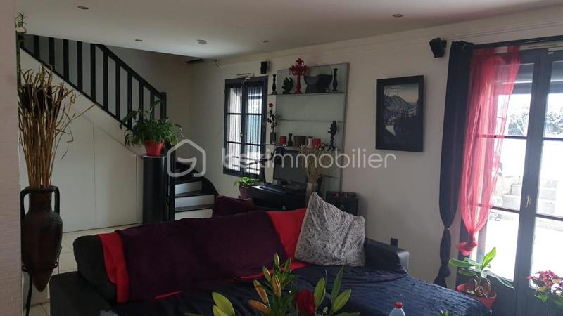 Maison traditionnelle - 107 m² - 5 pièces